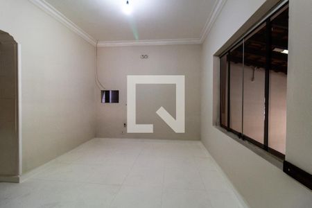 Sala  de casa à venda com 2 quartos, 260m² em Água Branca, São Paulo