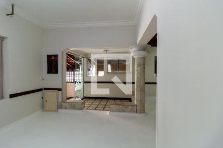 Sala 2 ambientes de casa para alugar com 2 quartos, 260m² em Água Branca, São Paulo
