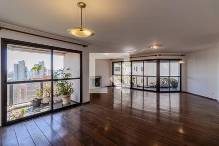 Sala de apartamento para alugar com 4 quartos, 239m² em Jardim Fonte do Morumbi, São Paulo