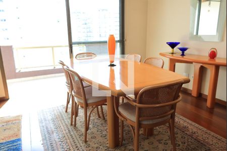 Sala de Jantar de apartamento à venda com 3 quartos, 131m² em Indianópolis, São Paulo