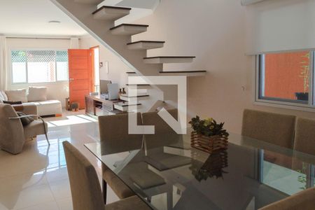 Casa à venda com 3 quartos, 200m² em Jardim Rizzo, Guarulhos