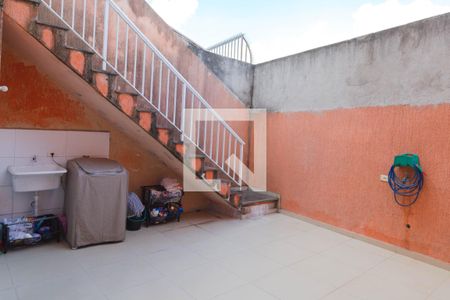 Casa à venda com 200m², 3 quartos e 8 vagas Casa à venda com 200m², 3 quartos e 8 vagasÁrea externa