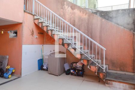 Casa à venda com 200m², 3 quartos e 8 vagas Casa à venda com 200m², 3 quartos e 8 vagasÁrea externa