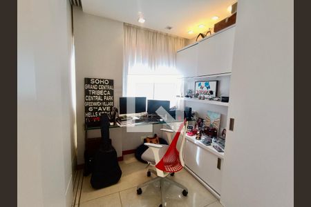 Apartamento à venda com 3 quartos, 155m² em Lagoa, Rio de Janeiro