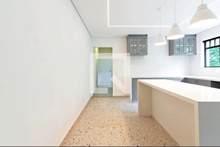 Casa à venda com 3 quartos, 200m² em Jardim Paulista, São Paulo