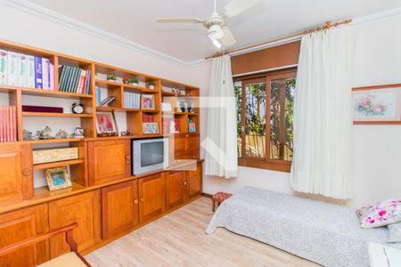 Casa à venda com 4 quartos, 296m² em Jardim Sabará, Porto Alegre