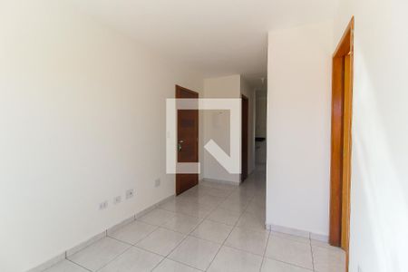 Sala de casa de condomínio para alugar com 2 quartos, 45m² em Itaquera, São Paulo