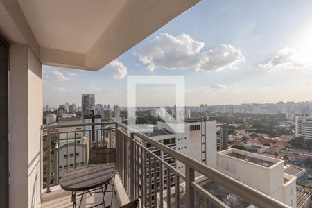 Varanda de kitnet/studio para alugar com 1 quarto, 28m² em Santo Amaro, São Paulo