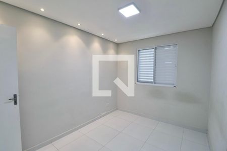 Quarto de apartamento para alugar com 2 quartos, 54m² em Jardim dos Passaros, Guarujá