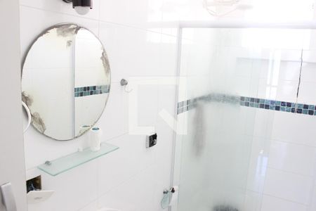 Banheiro de apartamento para alugar com 1 quarto, 28m² em Itararé, São Vicente