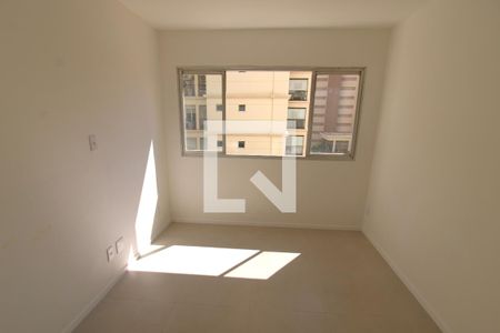 Sala de apartamento à venda com 2 quartos, 75m² em Santa Teresinha, São Paulo