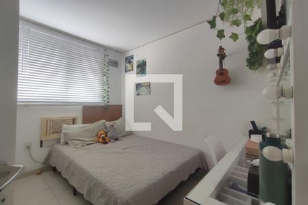 Quarto  de apartamento para alugar com 2 quartos, 52m² em Taquara, Rio de Janeiro