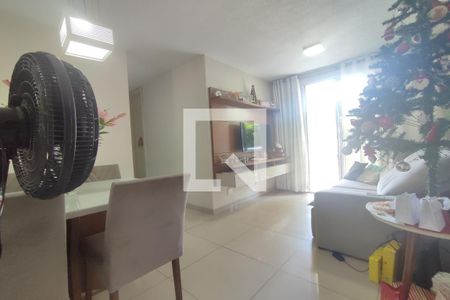 Sala de apartamento para alugar com 2 quartos, 52m² em Taquara, Rio de Janeiro