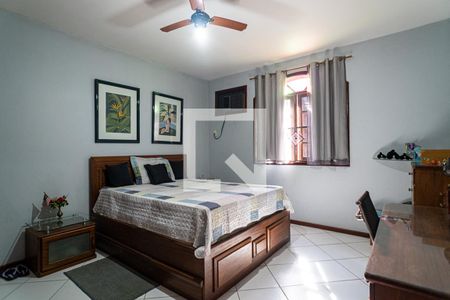 Suite de casa à venda com 3 quartos, 380m² em Badu, Niterói