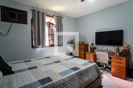 Suite de casa à venda com 3 quartos, 380m² em Badu, Niterói