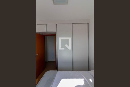 Quarto de apartamento à venda com 3 quartos, 90m² em Santo Agostinho, Belo Horizonte