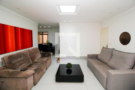 Apartamento à venda com 3 quartos, 158m² em Santo Antônio, Belo Horizonte