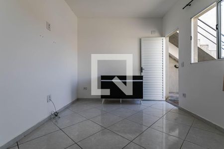 Sala de casa de condomínio para alugar com 2 quartos, 51m² em Vila São Paulo, Mogi das Cruzes