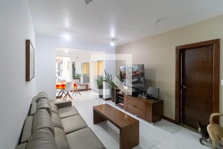 Sala 2 de casa à venda com 6 quartos, 420m² em Castelo, Belo Horizonte