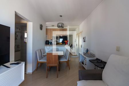 Sala  de apartamento à venda com 3 quartos, 67m² em Umuarama, Osasco
