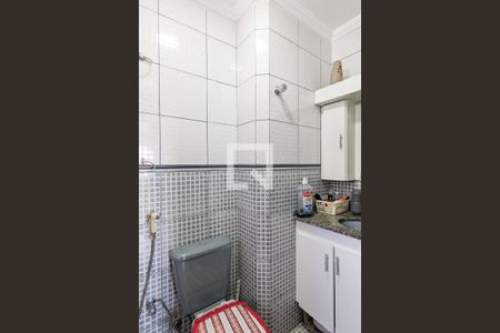 Apartamento à venda com 120m², 2 quartos e 1 vaga Apartamento à venda com 120m², 2 quartos e 1 vagaBanheiro