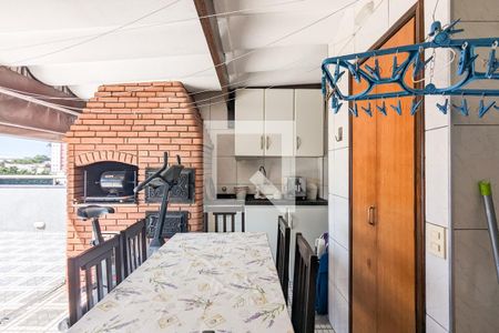 Apartamento à venda com 120m², 2 quartos e 1 vaga Apartamento à venda com 120m², 2 quartos e 1 vagaChurrasqueira e área de serviço