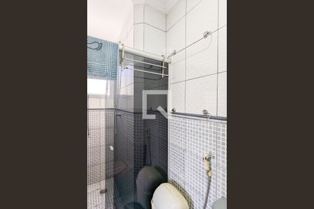 Apartamento à venda com 120m², 2 quartos e 1 vaga Apartamento à venda com 120m², 2 quartos e 1 vagaBanheiro