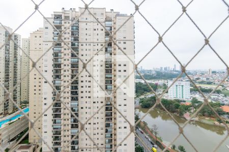 Vista de apartamento à venda com 2 quartos, 73m² em Jardim Tupanci, Barueri