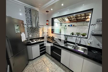 Apartamento à venda com 3 quartos, 130m² em Palmares, Belo Horizonte