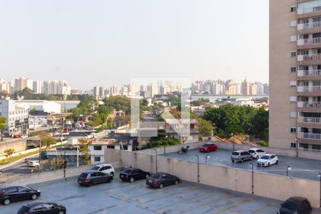 Vista de apartamento à venda com 2 quartos, 40m² em Sítio da Figueira, São Paulo