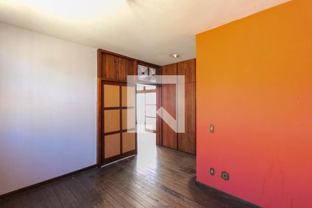 Quarto de casa para alugar com 5 quartos, 1000m² em São Tomaz, Belo Horizonte