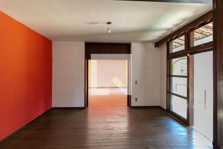 Sala de casa à venda com 5 quartos, 1000m² em São Tomaz, Belo Horizonte