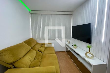 Sala de apartamento para alugar com 2 quartos, 65m² em Jardim Gramacho, Duque de Caxias