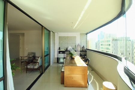 Varanda de apartamento à venda com 4 quartos, 168m² em Santo Antônio, Belo Horizonte