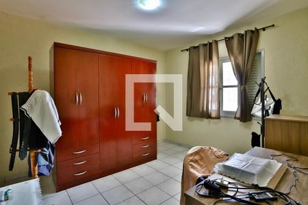 Quarto 1 de casa à venda com 2 quartos, 200m² em Vila Diva (zona Leste), São Paulo