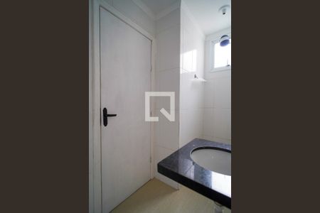 Banheiro da Suíte de casa de condomínio para alugar com 3 quartos, 70m² em Wanel Ville, Sorocaba