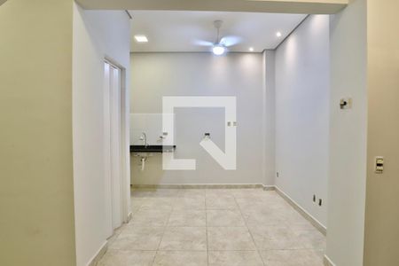 Sala/Cozinha de apartamento para alugar com 1 quarto, 23m² em Água Rasa, São Paulo
