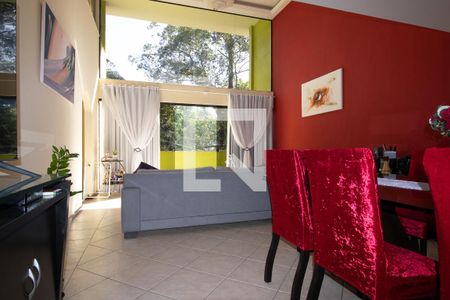 Sala de casa de condomínio para alugar com 4 quartos, 200m² em Jacarepaguá, Rio de Janeiro
