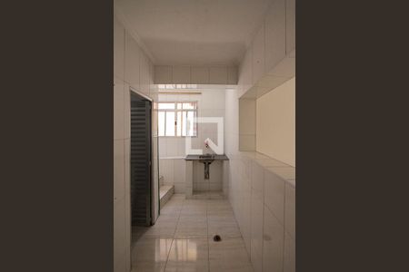 Cozinha de casa para alugar com 1 quarto, 44m² em Jardim Teresa, São Paulo