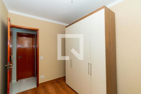 Quarto 1 de apartamento para alugar com 2 quartos, 50m² em Vila Antonieta, São Paulo