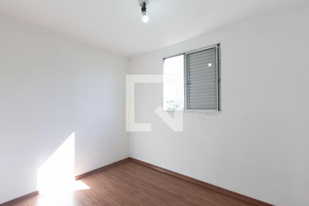 Quarto 1 de apartamento para alugar com 2 quartos, 64m² em Vila Carmosina, São Paulo