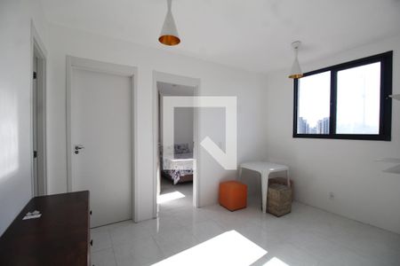 Sala  de apartamento para alugar com 2 quartos, 40m² em Jardim Santo Antônio, São Paulo