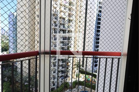 Vista da Sacada de apartamento para alugar com 3 quartos, 100m² em Indianópolis, São Paulo