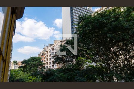 Vista Sala de apartamento à venda com 3 quartos, 100m² em República, São Paulo