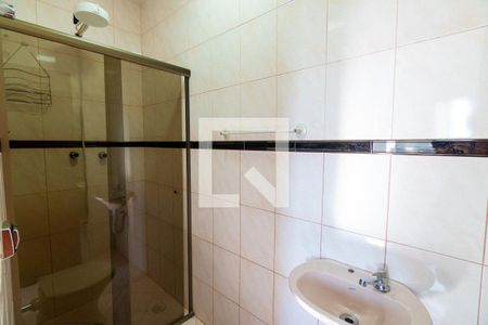 Banheiro da Suíte de casa para alugar com 4 quartos, 155m² em Vila Guarani, São Paulo
