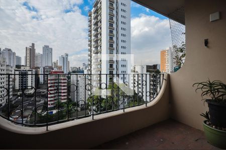 Varanda de apartamento à venda com 2 quartos, 110m² em Real Parque, São Paulo