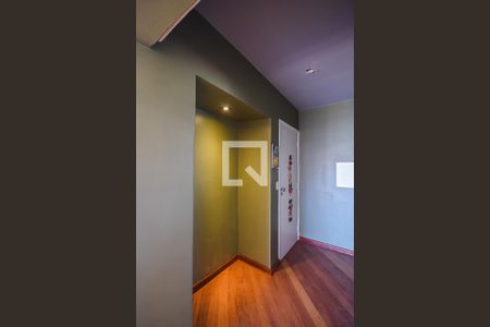 Hall de Entrada de apartamento para alugar com 2 quartos, 155m² em Real Parque, São Paulo