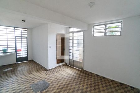 Sala de Estar de casa para alugar com 2 quartos, 140m² em Vila Guarani (zona Sul), São Paulo