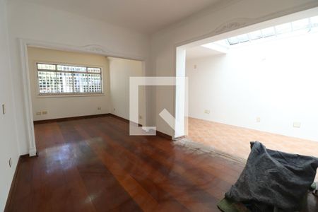 Sala de casa à venda com 5 quartos, 300m² em Pinheiros, São Paulo