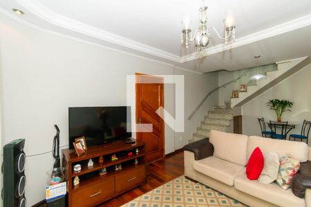 Sala de casa para alugar com 3 quartos, 186m² em Vila Antonieta, São Paulo